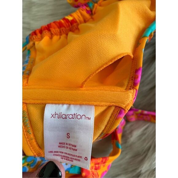 Xhilaration Juniors Tunneled Tie-Front Bikini Top NWOT S - Picture 4 of 4